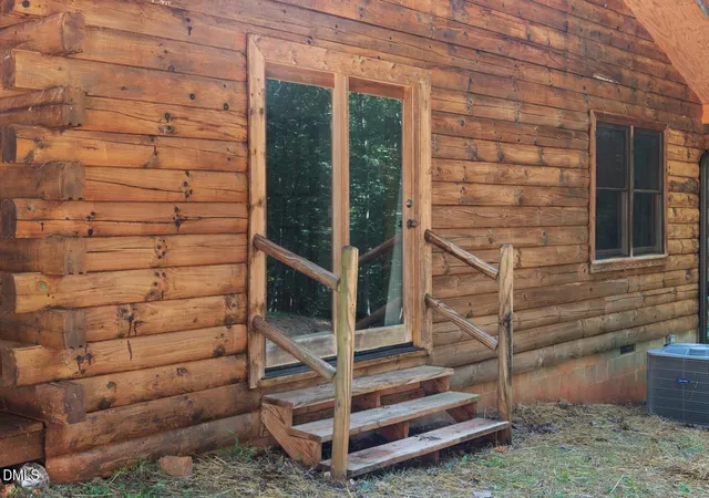 3rd image of 372 Round Fish Dr, Sanford, NC 27330 | MLS# 10187110