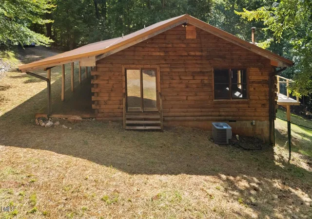 4th image of 372 Round Fish Dr, Sanford, NC 27330 | MLS# 10187110