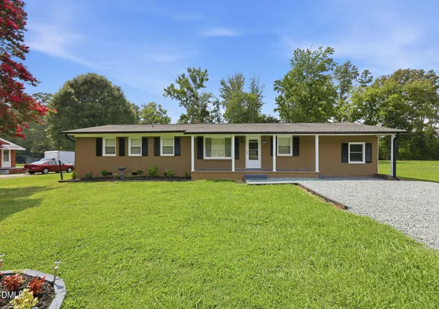 Photo 1 of Single family home for sale at 5413 S Nc 49 Hwy, Burlington, NC 27215 | MLS# 10183400 | Listing updated on 2026-08-17