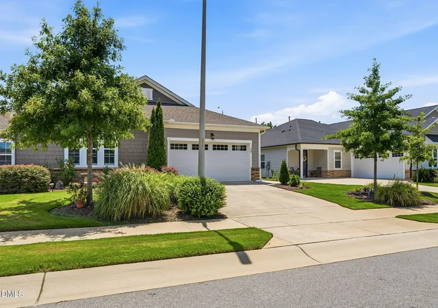 2nd image of 125 Cashmere Ct, Raleigh, NC 27610 | MLS# 10183853
