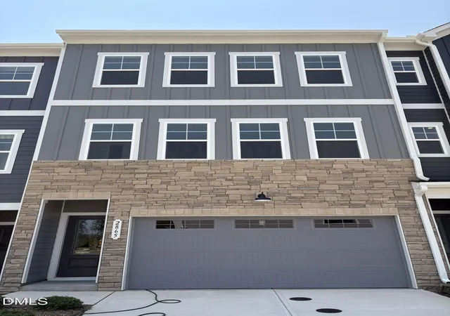 2nd image of 2865 Foster Woods Dr, Apex, NC 27502 | MLS# 10183423