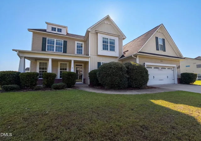 Photo 1 of Sale Pending at 940 Pecan Grv Loop, Hope Mills, NC 28348 | MLS# 10183404 | Listing updated on 2026-09-08