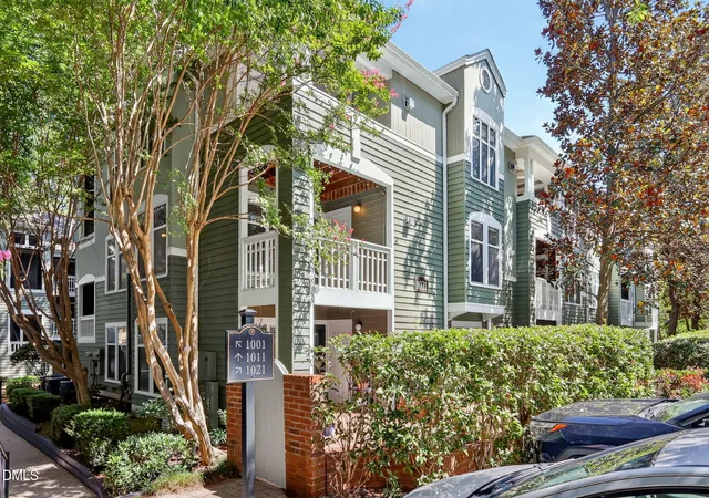 2nd image of 1021 Nicholwood Dr #201, Raleigh, NC 27605 | MLS# 10185509