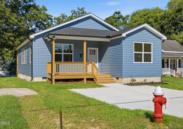 2nd image of 2208 Dalrymple St, Sanford, NC 27330 | MLS# 10183448