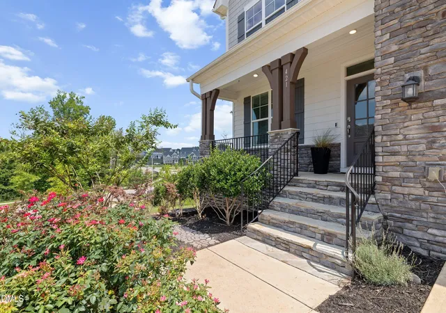 5th image of 421 Ramsours Mill Dr, Holly Springs, NC 27540 | MLS# 10183669