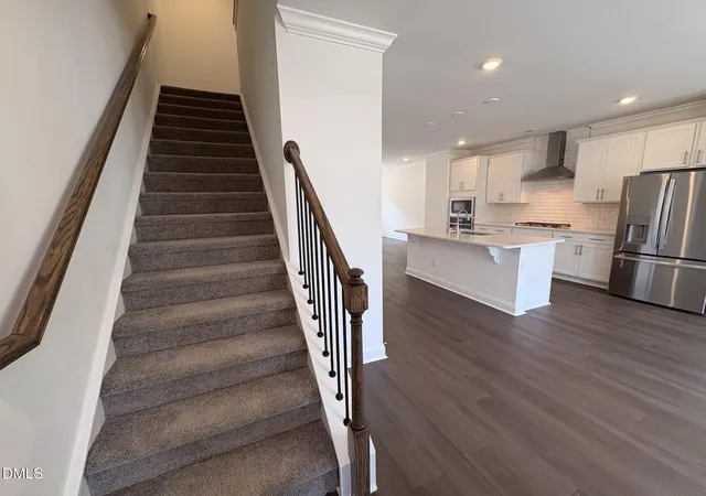 4th image of 2873 Foster Woods Dr, Apex, NC 27502 | MLS# 10183450