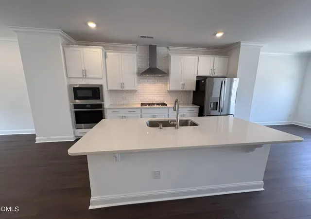 5th image of 2873 Foster Woods Dr, Apex, NC 27502 | MLS# 10183450