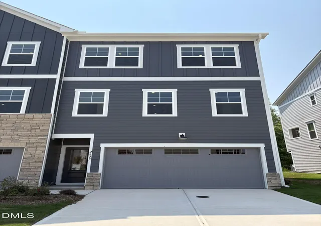 2nd image of 2875 Foster Woods Dr, Apex, NC 27502 | MLS# 10183453