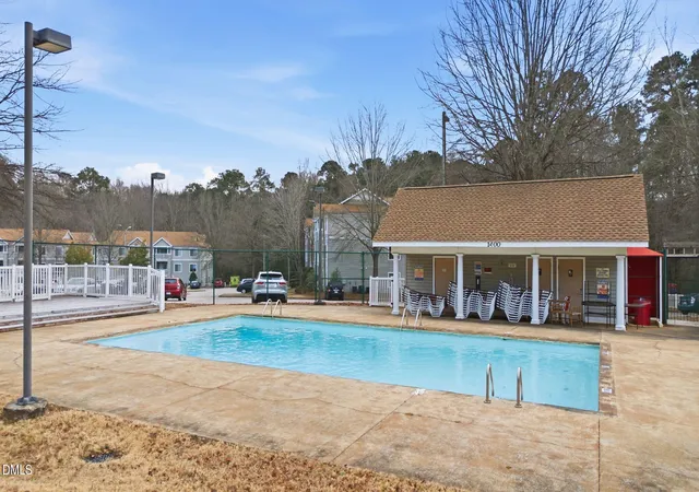 30th image of 1420 Collegiate Cir, Raleigh, NC 27606 | MLS# 10183463