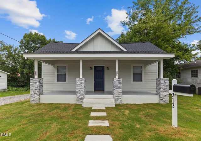2nd image of 212 Pearl St, Henderson, NC 27536 | MLS# 10183796