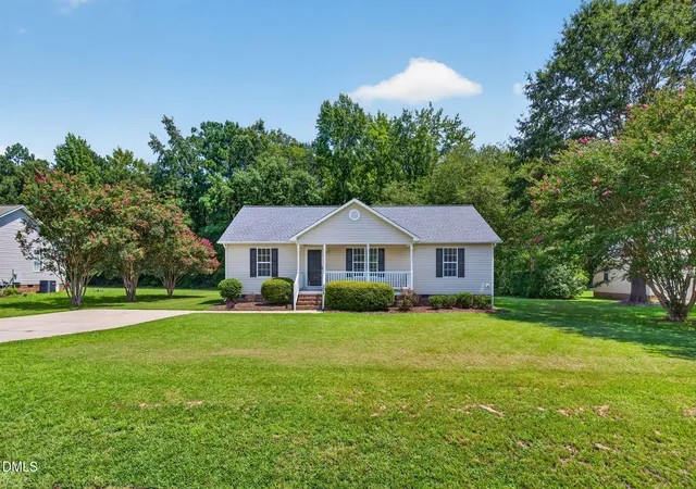 image of 2649 Matthews Rd, Clayton, NC 27520 | MLS# 10183621