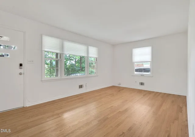 Photo 2 of Single family home for sale at 321 Clarendon Crescent, Raleigh, NC 27610 | MLS# 10183512 | Listing updated on 2026-10-02