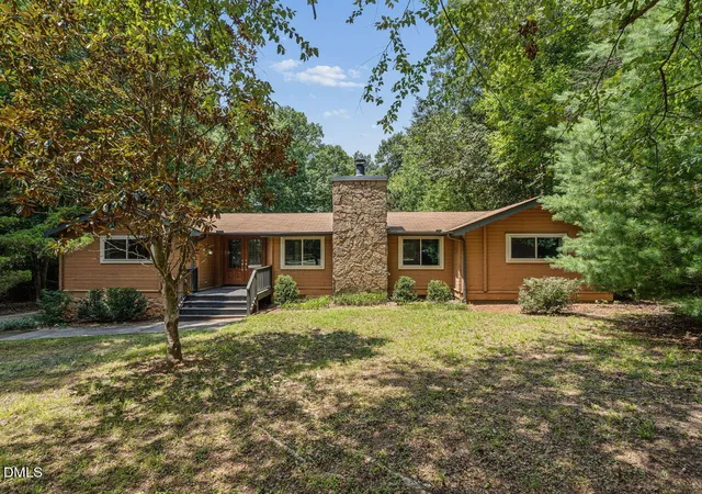 3rd image of 4704 Meadow Lake Dr, Apex, NC 27539 | MLS# 10183603