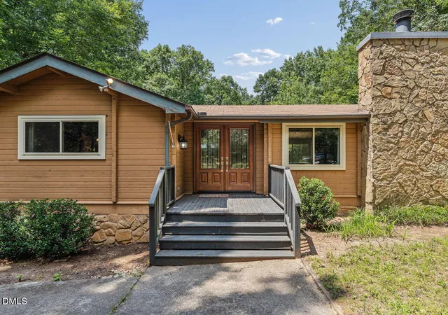 5th image of 4704 Meadow Lake Dr, Apex, NC 27539 | MLS# 10183603