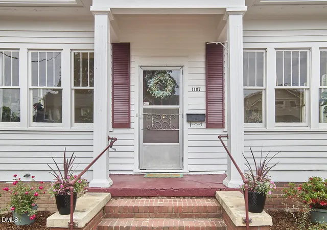 2nd image of 1107 Iredell St, Durham, NC 27705 | MLS# 10183513