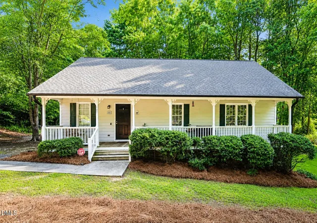 Photo 1 of Single family home for sale at 107 Cherry Ct, Clayton, NC 27520 | MLS# 10183572 | Listing updated on 2026-09-20
