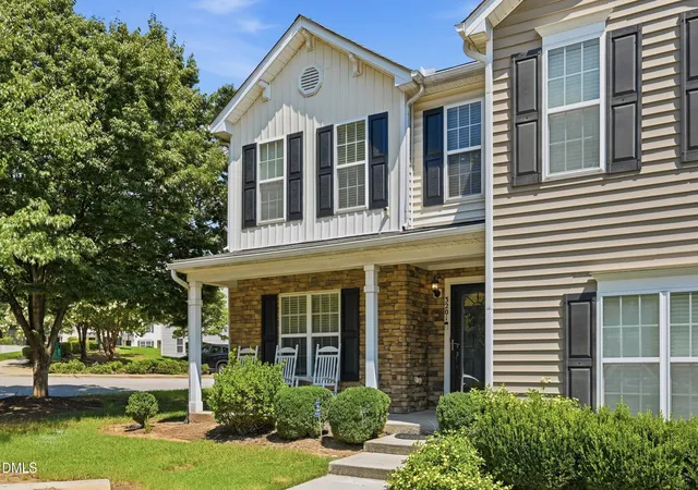 Photo 4 of Townhouse for sale at 3201 Ivey Wood Ln, Durham, NC 27703 | MLS# 10183842 | Listing updated on 2026-08-23