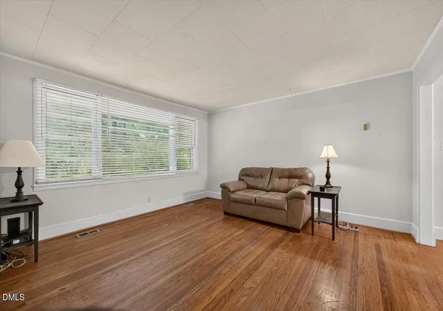 2nd image of 420 Bunn St, Henderson, NC 27536 | MLS# 10183794