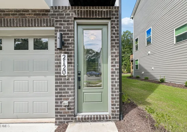 5th image of 2120 Opulent Oaks Ln, Durham, NC 27713 | MLS# 10185622