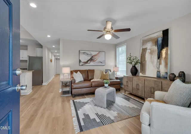 3rd image of 1208 Ivy St, Durham, NC 27701 | MLS# 10183518