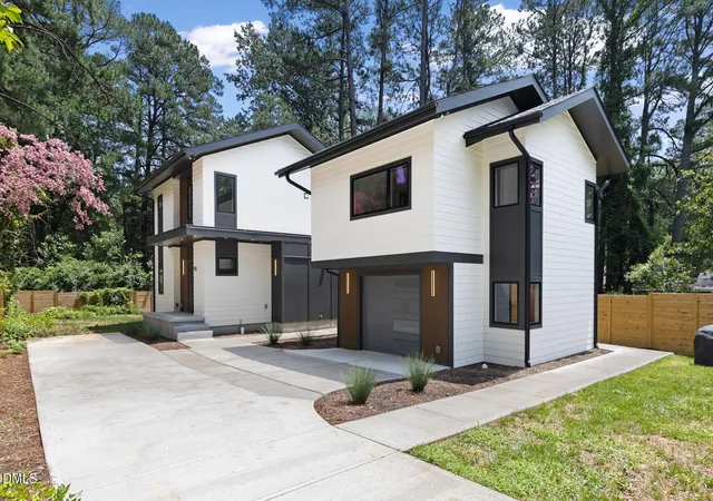 1st image of 426 E Hammond St, Durham, NC 27704 | MLS# 10183555