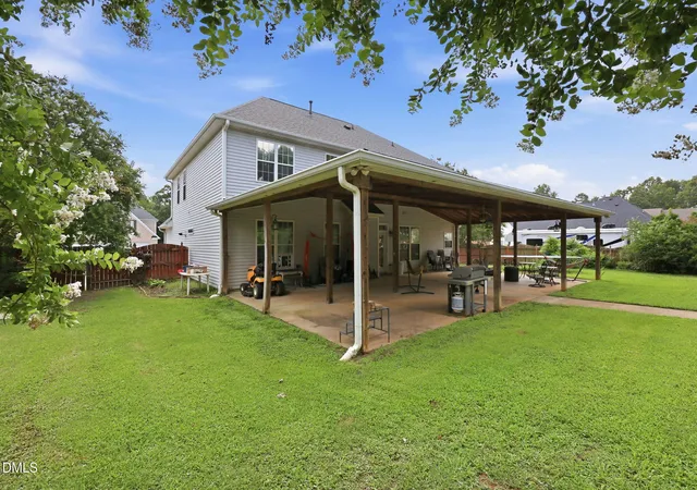 Photo 3 of Sale Pending at 3123 Juniper Dr, Burlington, NC 27215 | MLS# 10183517 | Listing updated on 2026-08-05