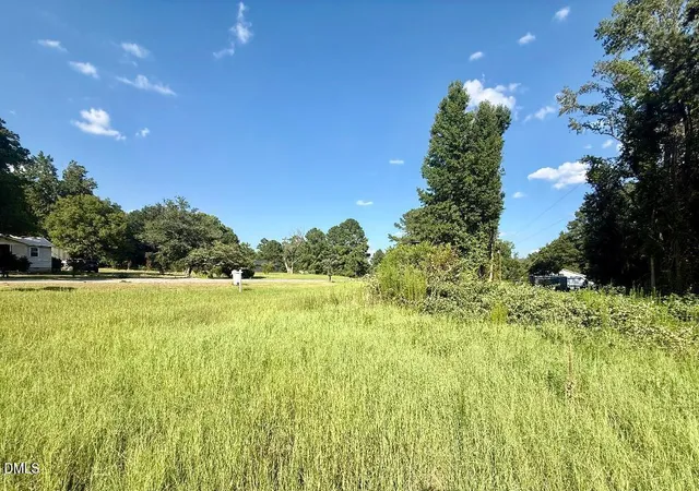 4th image of 1618 Lakewood Rd, Four Oaks, NC 27524 | MLS# 10183677