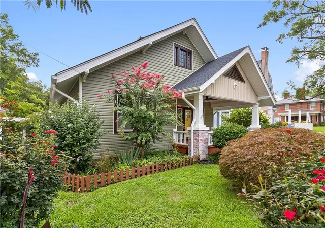 4th image of 323 N Steele St, Sanford, NC 27330 | MLS# 766826