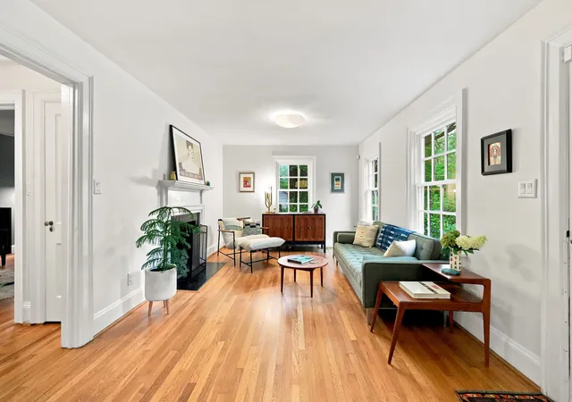 3rd image of 2803 Wayland Dr, Raleigh, NC 27608 | MLS# 10183605