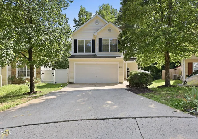 Photo 3 of Single family home for sale at 2903 Forrestal Dr, Durham, NC 27703 | MLS# 10183774 | Listing updated on 2026-09-18