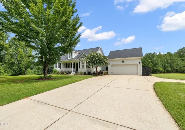 2nd image of 999 N O'neil St, Clayton, NC 27520 | MLS# 10184814
