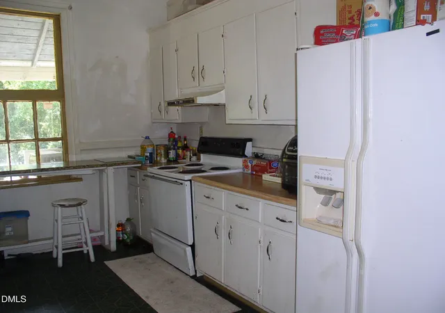 3rd image of 332 Rowland St, Henderson, NC 27536 | MLS# 10184041