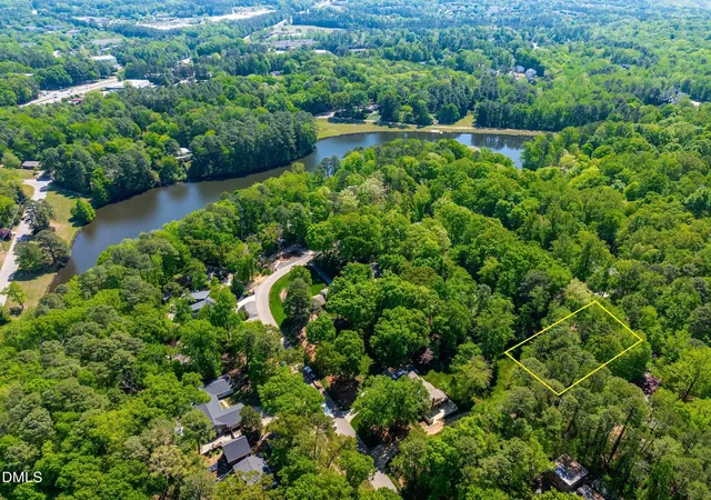 2nd image of 8272 Hillside Dr, Raleigh, NC 27612 | MLS# 10184246