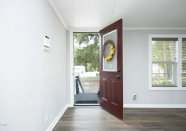 Photo 4 of Manufactured home for sale at 8204 Fieldcrest Ln, Fuquay Varina, NC 27526 | MLS# 10183793 | Listing updated on 2026-09-18