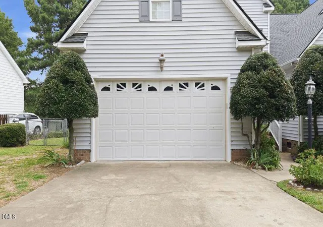 Photo 2 of Single family home for sale at 3532 Shadow Ridge Rd N, Wilson, NC 27896 | MLS# 10184782 | Listing updated on 2026-09-05