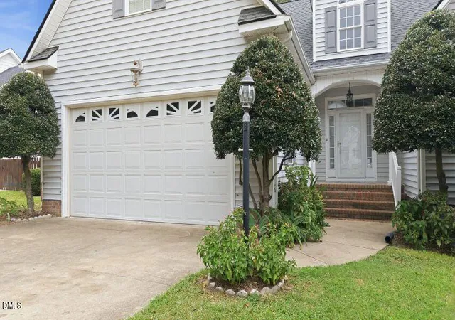 Photo 3 of Single family home for sale at 3532 Shadow Ridge Rd N, Wilson, NC 27896 | MLS# 10184782 | Listing updated on 2026-09-05