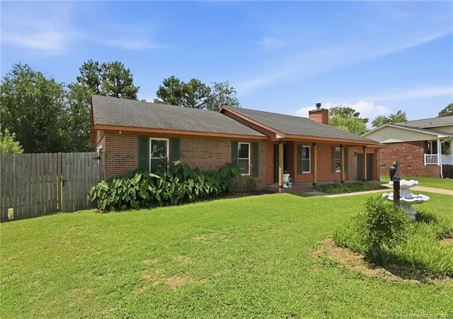 3rd image of 7878 Adrian Dr, Fayetteville, NC 28314 | MLS# 766906