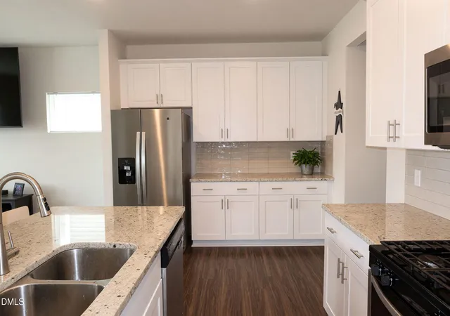 Photo 3 of Single family home for sale at 10 Sweet Olive St, Clayton, NC 27527 | MLS# 10186945 | Listing updated on 2026-08-29