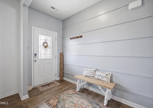 Photo 3 of Single family home for sale at 1197 Green Vista Way, Graham, NC 27253 | MLS# 10183815 | Listing updated on 2026-08-20