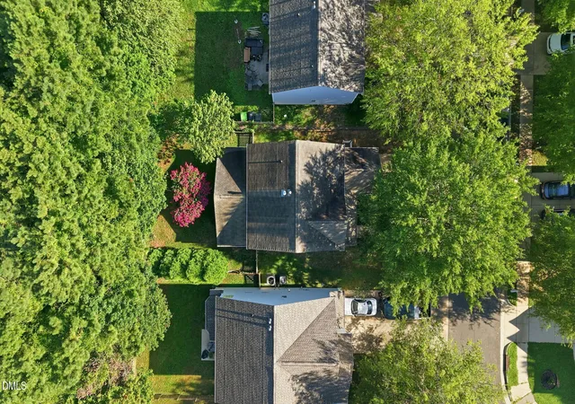 3rd image of 8405 Whisper Ridge Pl, Raleigh, NC 27613 | MLS# 10183857