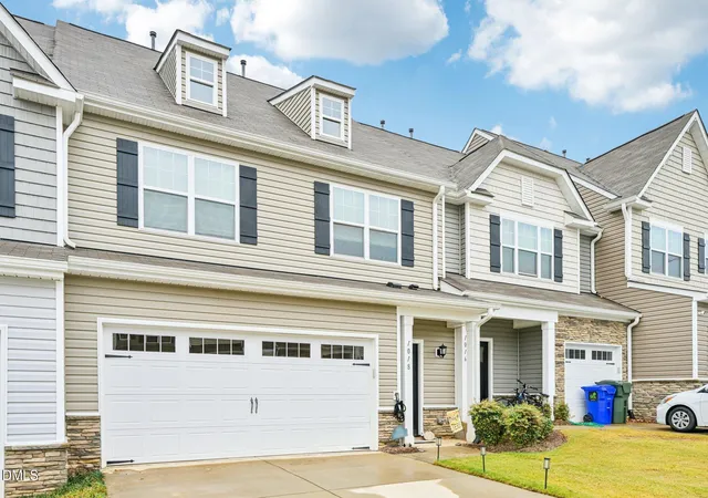 2nd image of 1018 Abbott St, Mebane, NC 27302 | MLS# 10183845