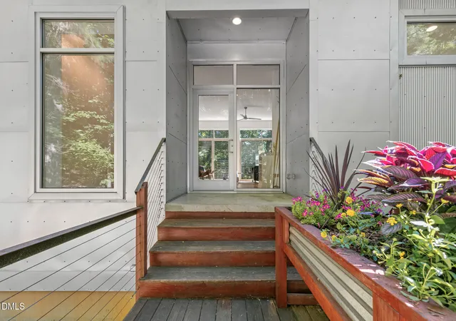 Photo 2 of Single family home for sale at 106 Glass House Ln, Carrboro, NC 27510 | MLS# 10183962 | Listing updated on 2026-09-21