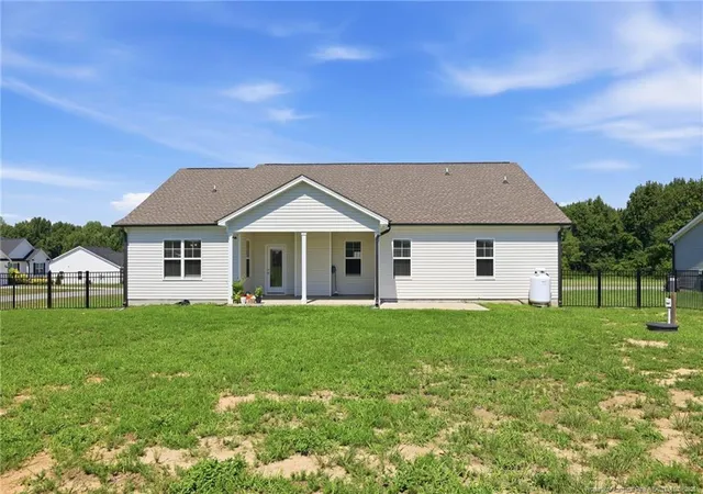 Photo 3 of Single family home for sale at 18 Mossy Brg Ct, Lillington, NC 27546 | MLS# 766940 | Listing updated on 2026-10-07