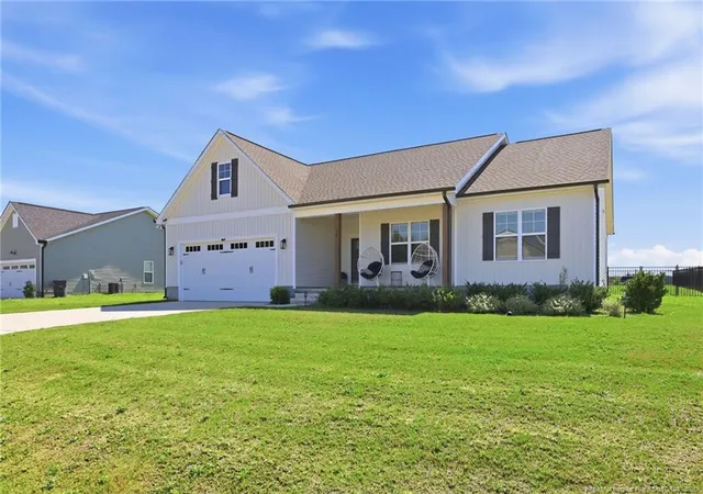 Photo 4 of Single family home for sale at 18 Mossy Brg Ct, Lillington, NC 27546 | MLS# 766940 | Listing updated on 2026-10-07