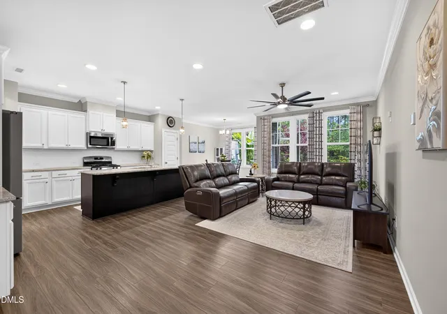 Photo 4 of Townhouse for sale at 8045 Windthorn Pl, Cary, NC 27519 | MLS# 10184048 | Listing updated on 2026-09-14