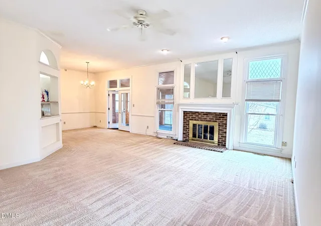Photo 4 of Single family home for sale at 5100 Stardust Dr, Durham, NC 27712 | MLS# 10183885 | Listing updated on 2026-09-16