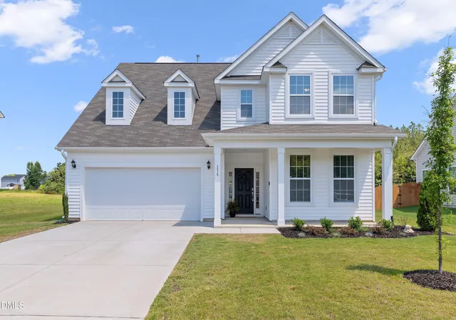 Photo 3 of Single family home for sale at 116 Hay Fld Dr, Lillington, NC 27546 | MLS# 10183911 | Listing updated on 2026-09-26