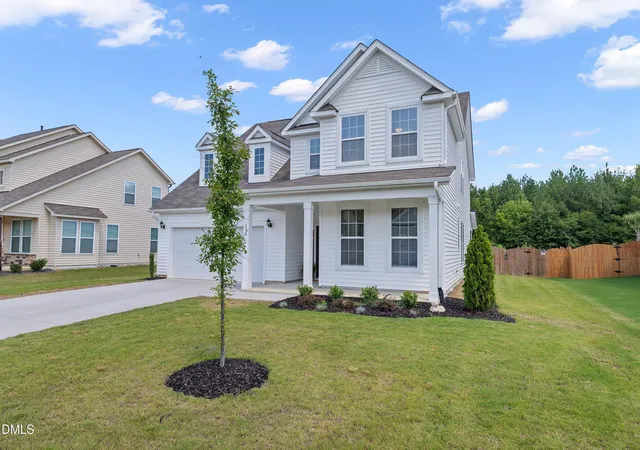 Photo 1 of Single family home for sale at 116 Hay Fld Dr, Lillington, NC 27546 | MLS# 10183911 | Listing updated on 2026-09-26