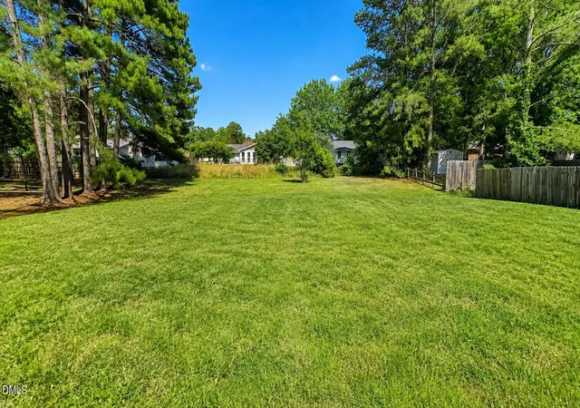 Photo 32 of Sale Pending at 604 Sexton Ave, Zebulon, NC 27597 | MLS# 10183995 | Listing updated on 2026-08-28