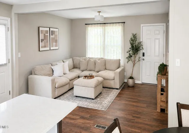Photo 5 of Sale Pending at 604 Sexton Ave, Zebulon, NC 27597 | MLS# 10183995 | Listing updated on 2026-08-28